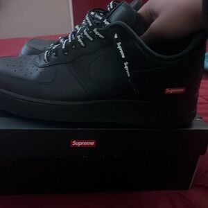 Black Air force 1 supreme